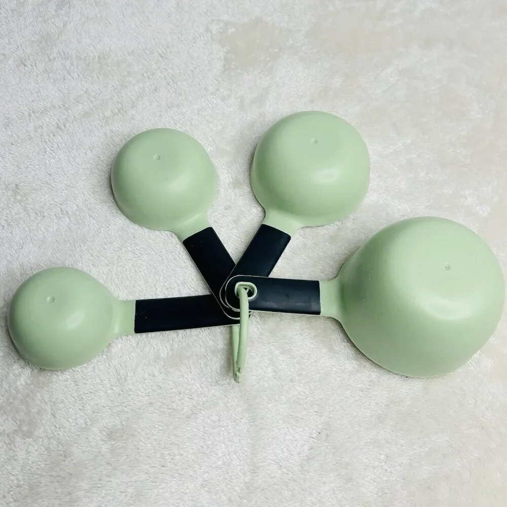 KitchenAid Measuring Cups Set Of 4 Seafoam Green 1/4, 1/3, 1/2, + 1 cup on Ring